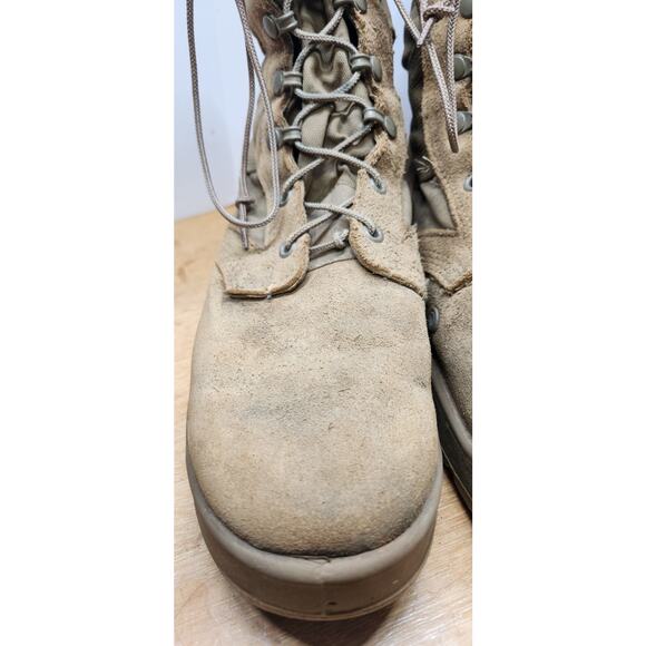 Hot Weather Combat Army Boots 10 R Military Tactical Desert Tan Vibram Soles